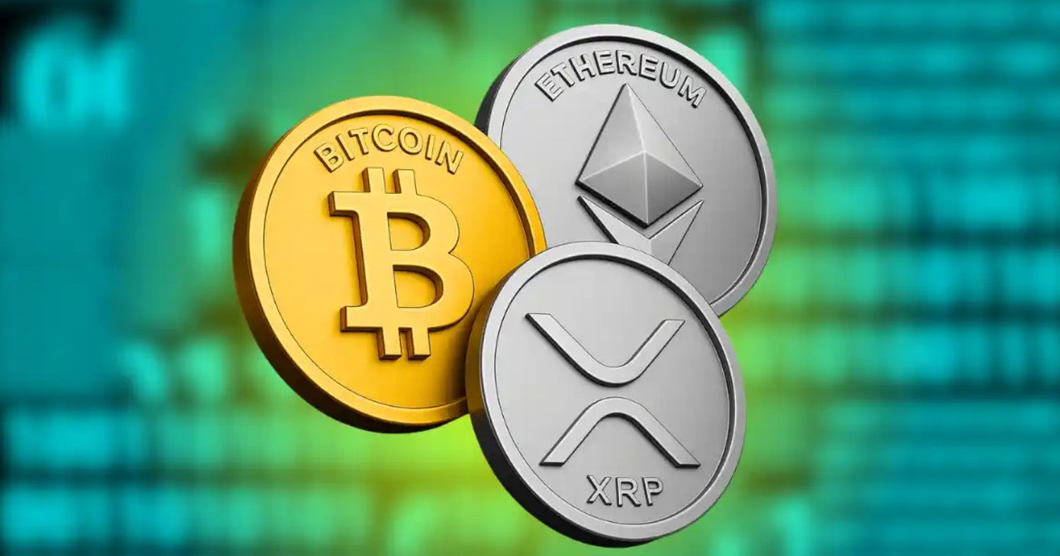Bitcoin Stumbles While Ethereum and XRP Hold Ground Amid US Dollar Rally