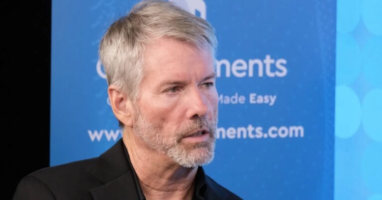 Michael Saylor One-Word Memo to Wall Street: "Bitcoin Abides"