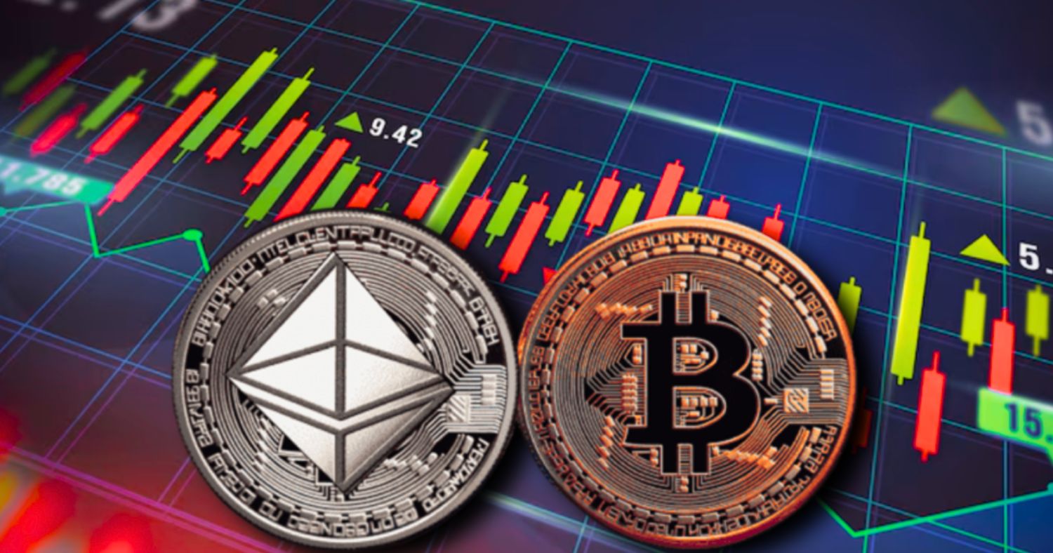 Institutional Capital Floods Ethereum ETFs with $440M as Bitcoin Steadies Below $121K