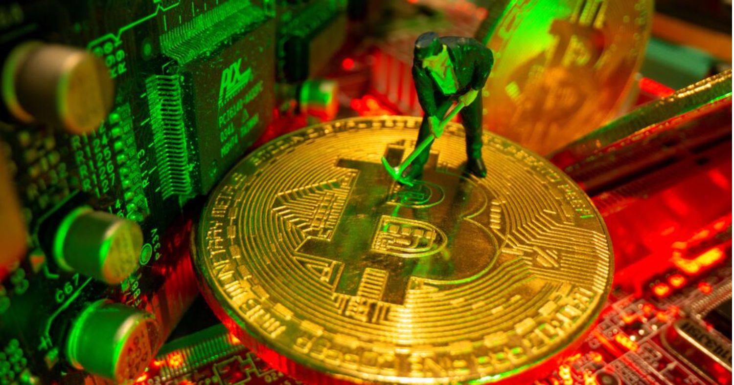 Bitcoin Mining Challenge: Decoding the Peak and Anticipated Shift