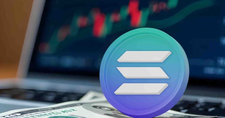 Solana Resilience: Bulls Eye $225 as Market Cap Recovers