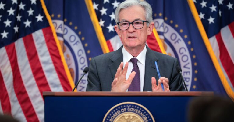 Federal Reserve Cuts Interest Rates Amid Political Pressure- Bitcoin Reacts to New Policy Era