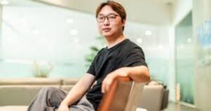 YoungHoon Kim sparks debate with his all-in Bitcoin forecast, betting on a 100x surge amid mounting global debt and shifting institutional trends.