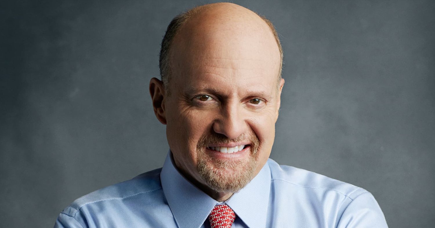 Crypto Momentum Reshapes Wall Street: Jim Cramer Calls Out “Tail Wagging the Dog”