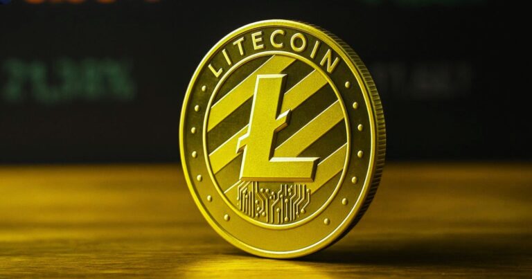 Litecoin Approaches Breakout as Symmetry With Zcash Fuels Analyst Optimism