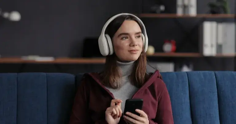 Descubre 10 Podcasts Cristianos Imprescindibles para el 2025