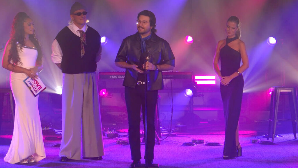 Kintsugi de la banda Un Corazón fue premiado con un Dove Award a Mejor Álbum del Año en español 1 Un Corazon Dove Award foto 2