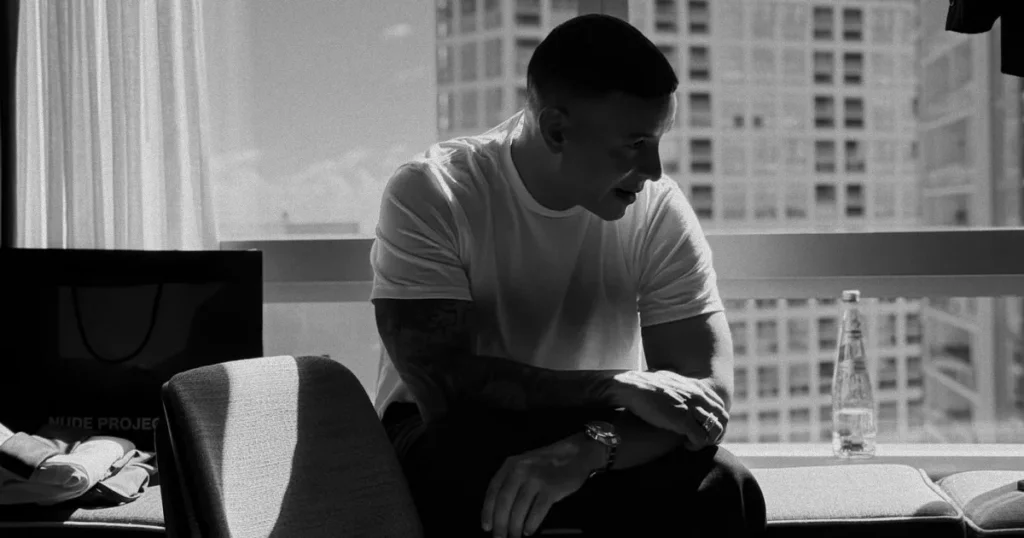 De las Tarimas Globales al Altar: La Transformación Radical de Daddy Yankee