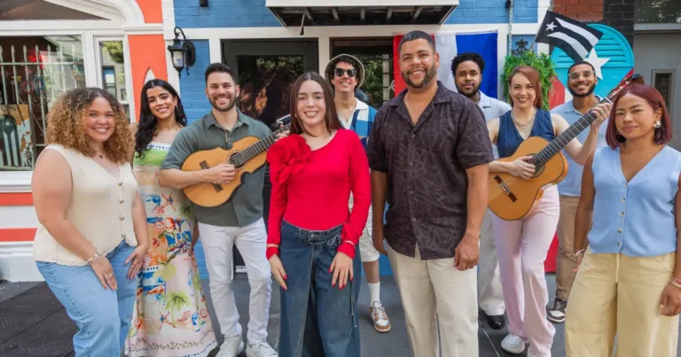 Cuando la Tradición se Encuentra con la Nueva Generación: Tercer Cielo Reinventa un Clásico Navideño Boricua